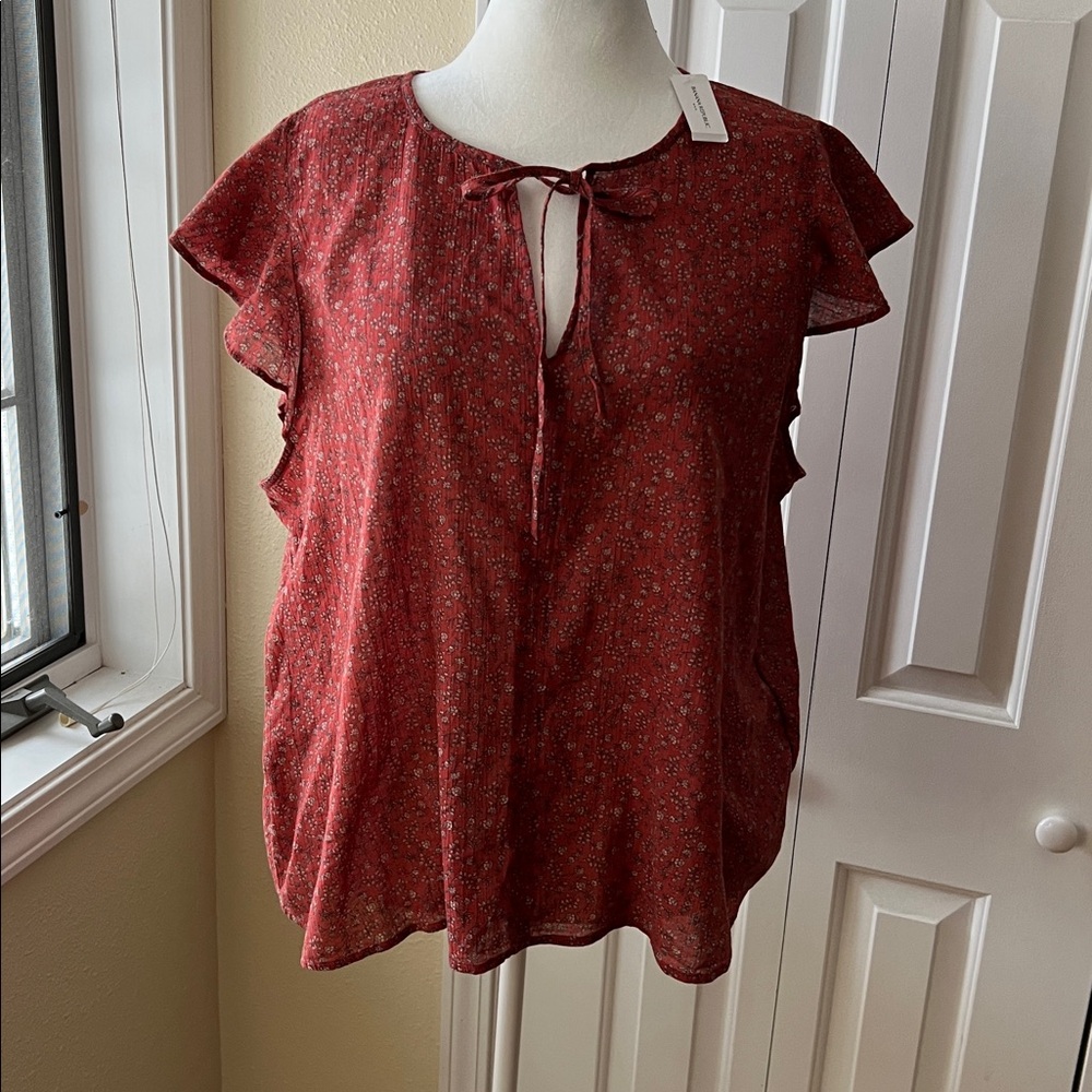 Banana Republic Red Floral Blouse with Ruffle Sleeves